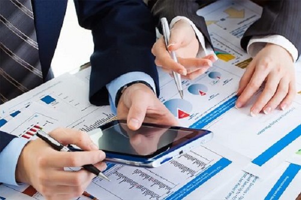 Financial audit and compliance verification services